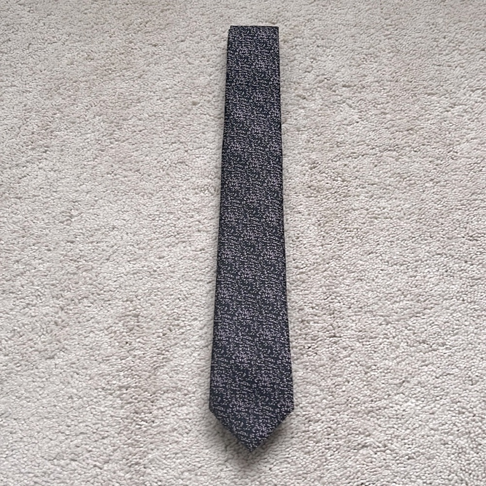 Black Lavender Spotted Skinny Tie